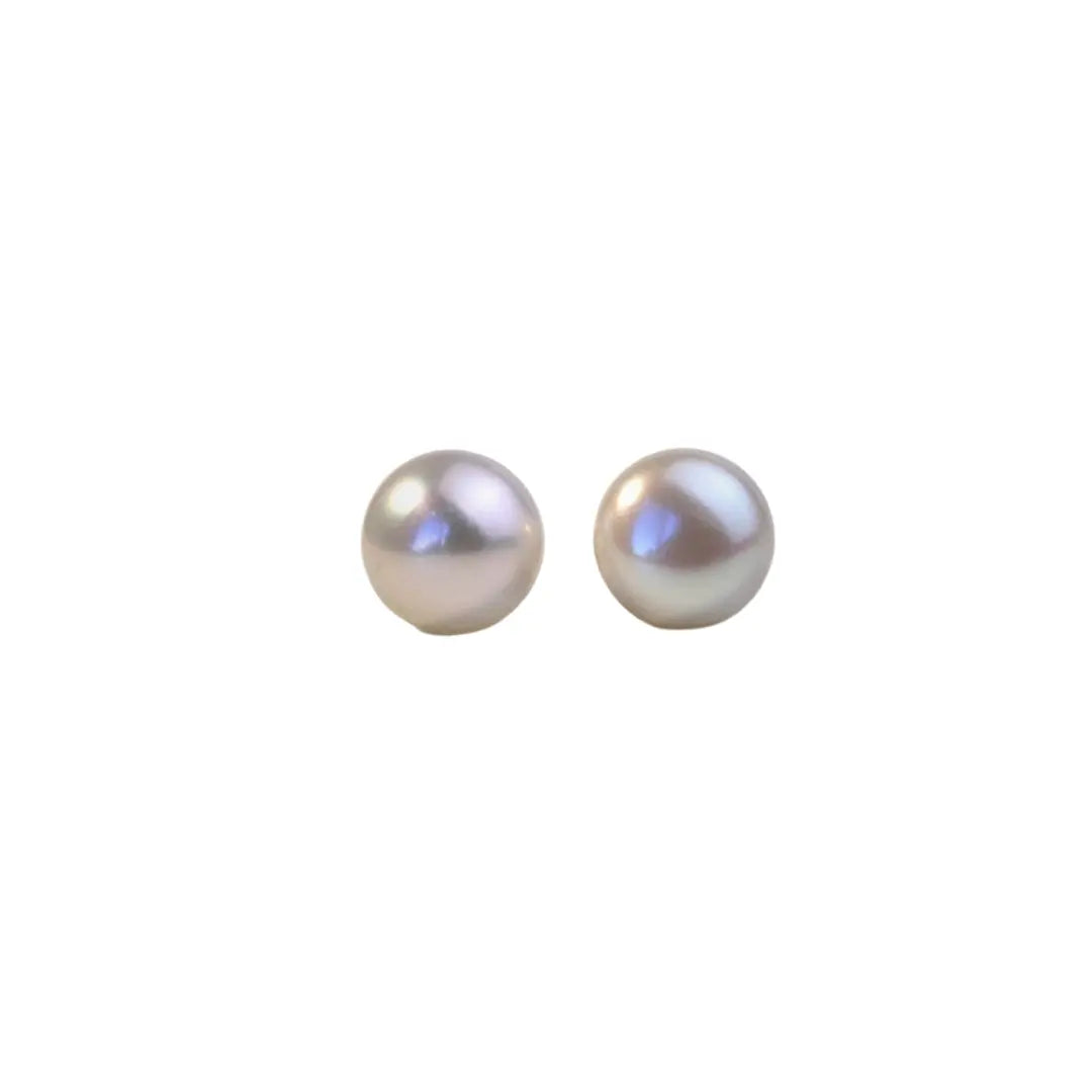 Timeless Elegance: 10mm Classic Pearl Earrings - Image #1